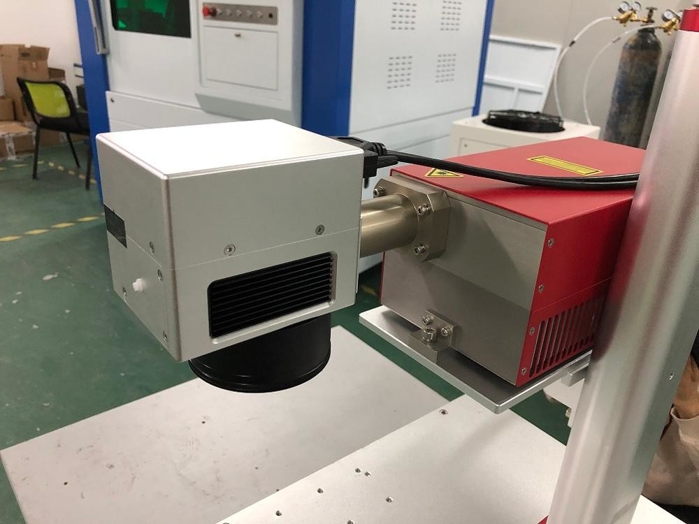 Desktop UV Laser Marking Machine Portable 3W 5W For Glass Plastics